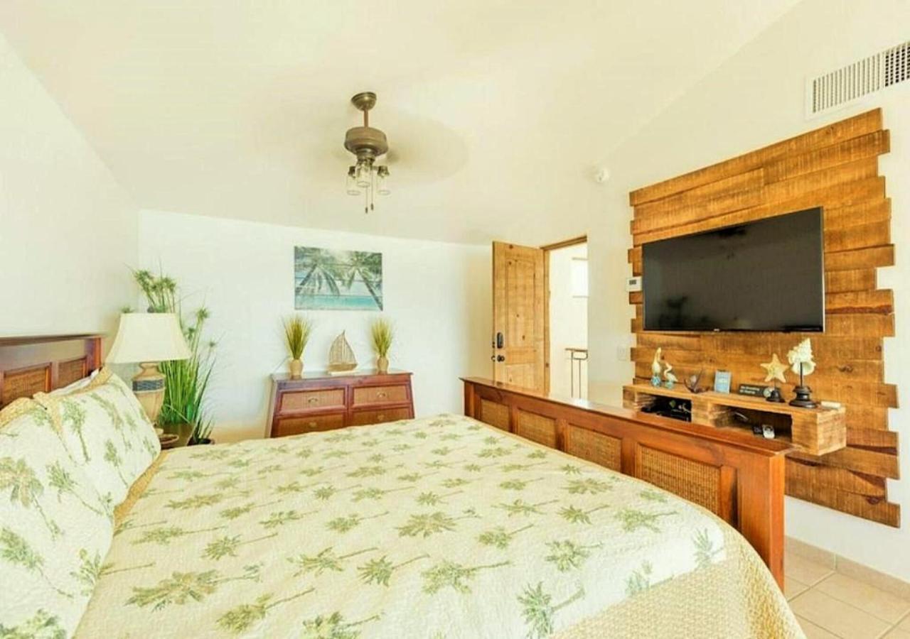 Right On The Beach! Rocky Point Condo Rental - 2 Bedroom Penthouse Beachfront Exteriör bild